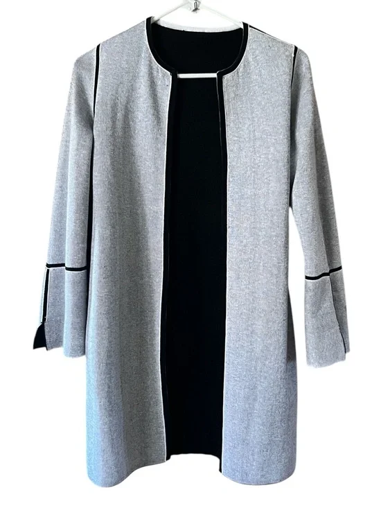 Chico's US Size 2 Black Gray Reversible Cardigan Sweater Chico’s Size 00 XS - Picture 2 of 12